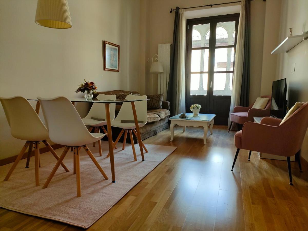 Apartamento Nueva Del Santisimo Granada Eksteriør billede